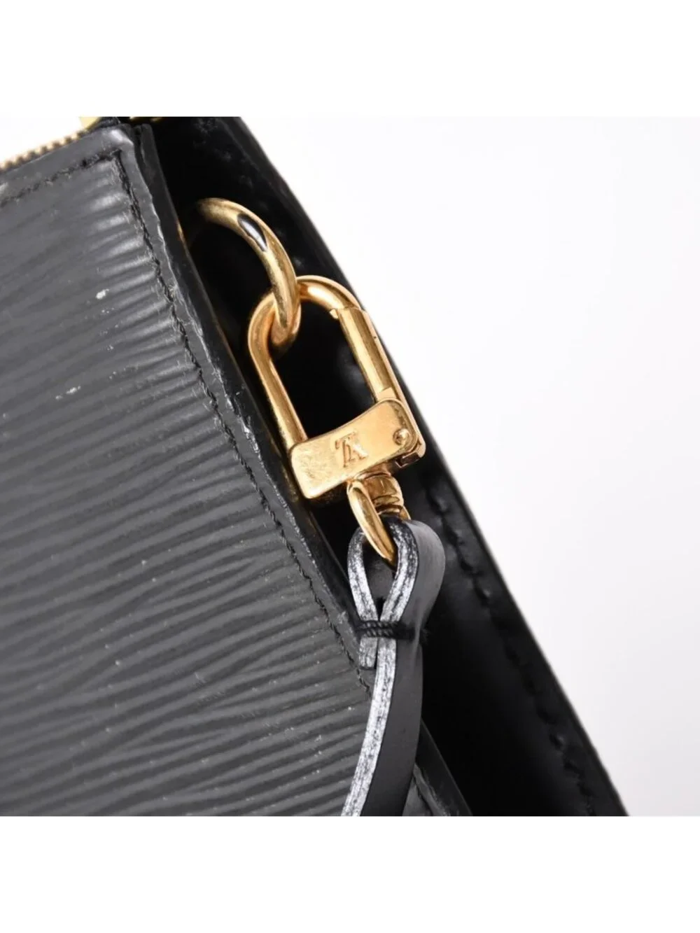 Louis Vuitton Pochette Accessoires Pouch Epi Black Gold